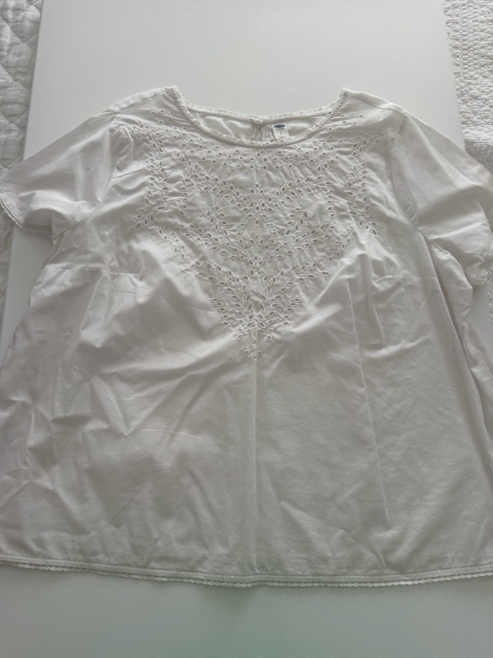 Old Navy White Eyelet Cotton Blouse - Women